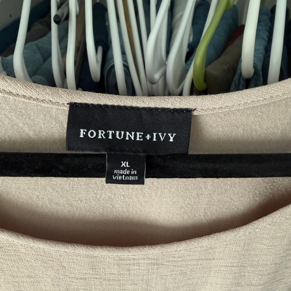 Casual Tan Short Sleeve Top with Button Detail - Picture 6 of 7